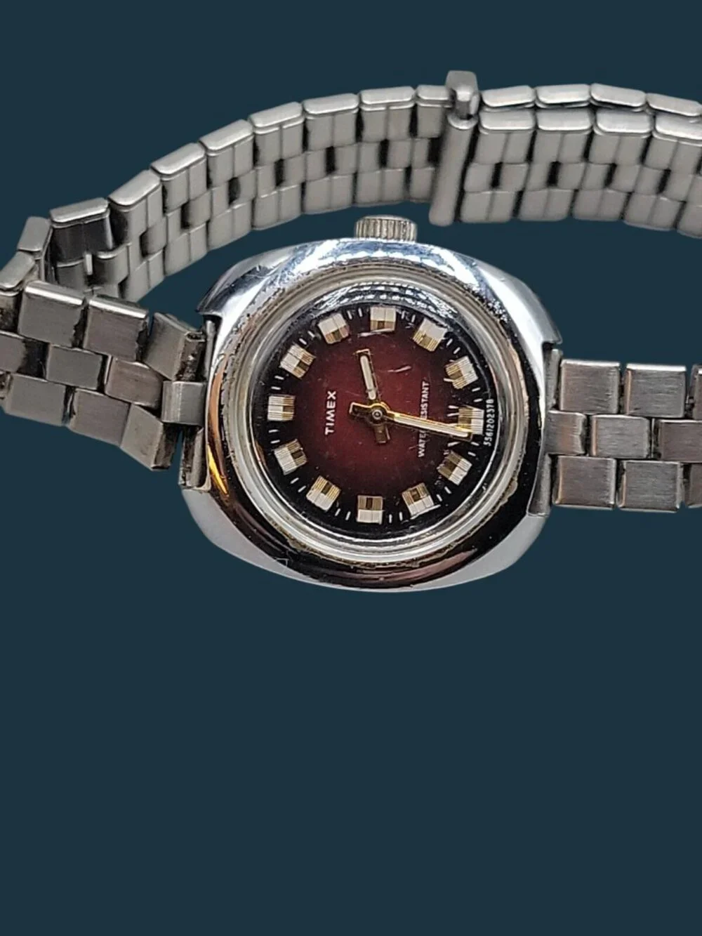 Vintage 1978 Timex Cavatina Manual Wind Watch Maroon Dial 26mm Stretch Band RUNS